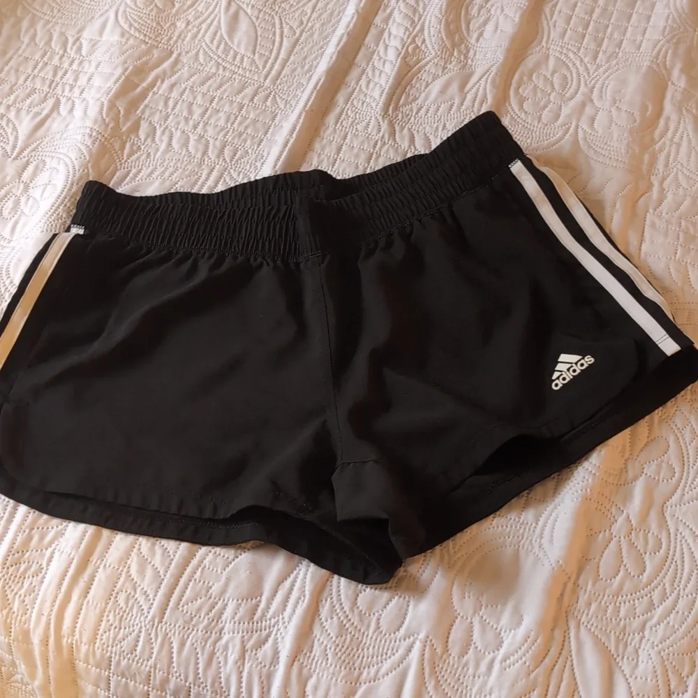 Great pair of Adidas shorts! Classic! Small - Picture 1 of 3